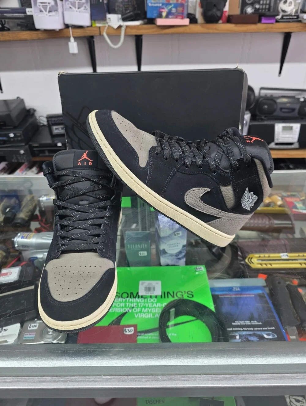 Nike Air Jordan 1 Mid SE Olive Grey IB7110-002 Men's Size 10.5